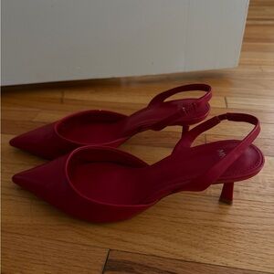 Women's Red Slingback Pointed-Toe Kitten Heels